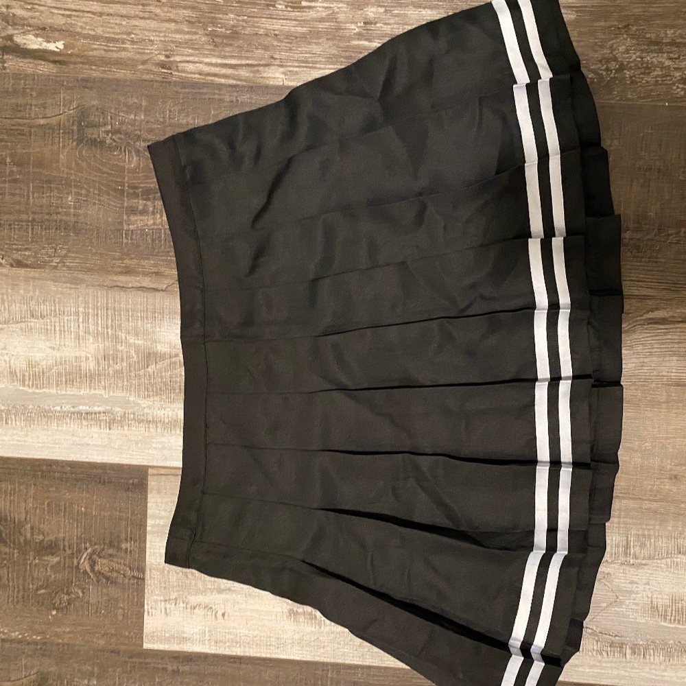 Pleated skirt